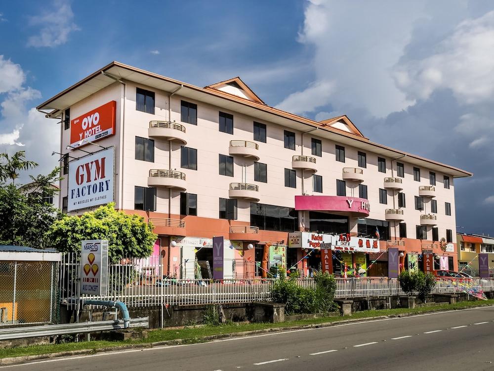 Hotel Y